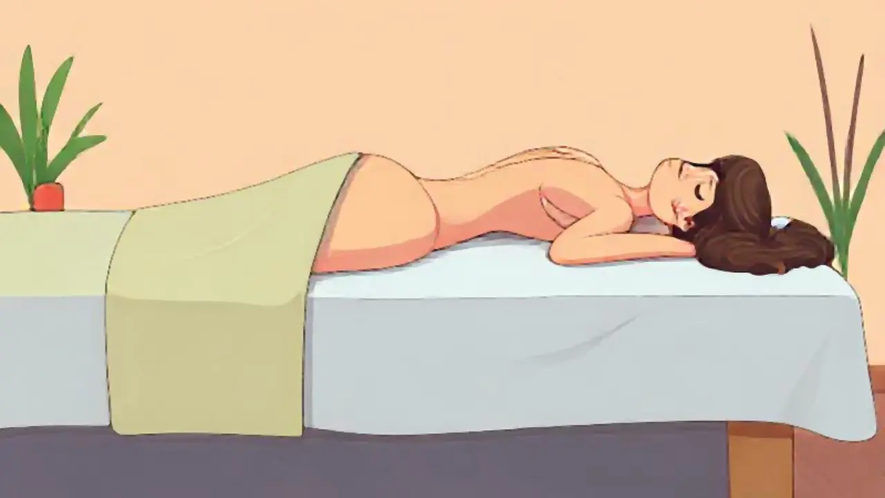 Mujer descansando en camilla